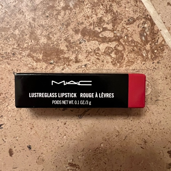 NEW! Mac lustreglass lipstick Chili Popper - Picture 3 of 3